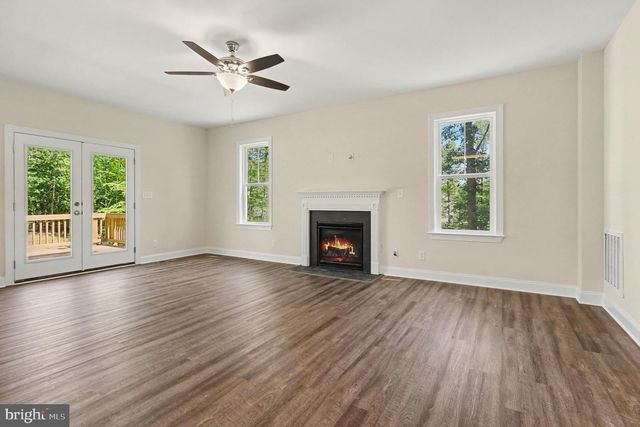 544 NOAHS LANDING DR, Bumpass, VA 23024