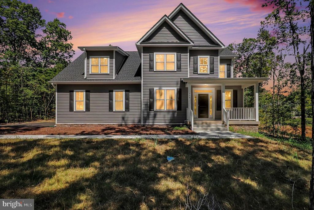 544 NOAHS LANDING DR, Bumpass, VA 23024