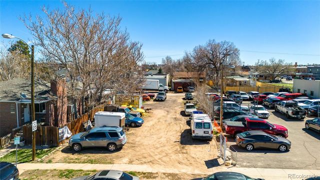 1548 Chester Street, Aurora, CO 80010