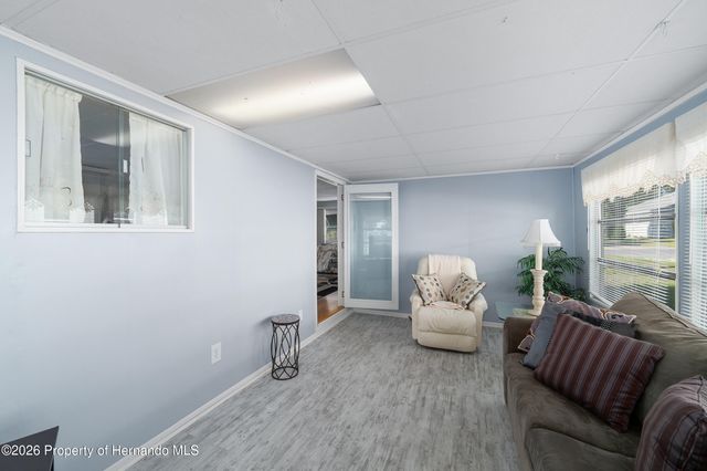 1027 Vermont Avenue, Lady Lake, FL 32159