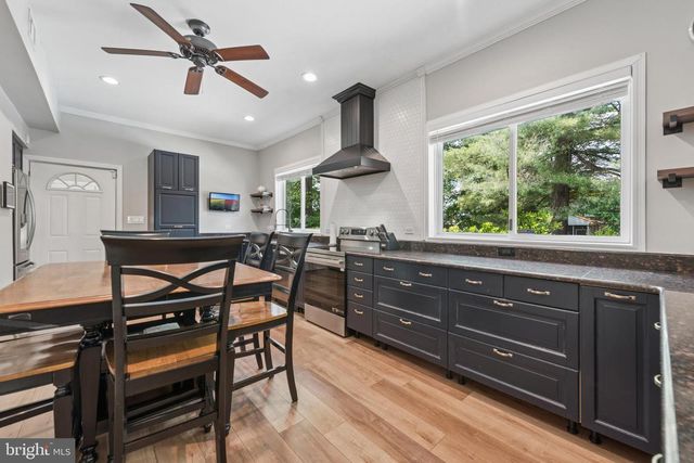 212 E WOODLAND AVE, Springfield, PA 19064