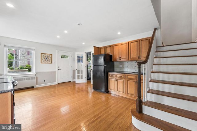 212 E WOODLAND AVE, Springfield, PA 19064