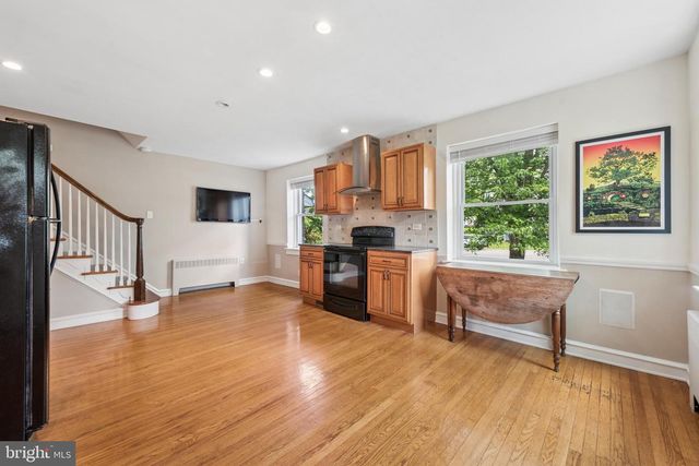 212 E WOODLAND AVE, Springfield, PA 19064