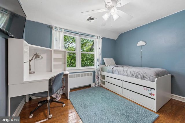 212 E WOODLAND AVE, Springfield, PA 19064