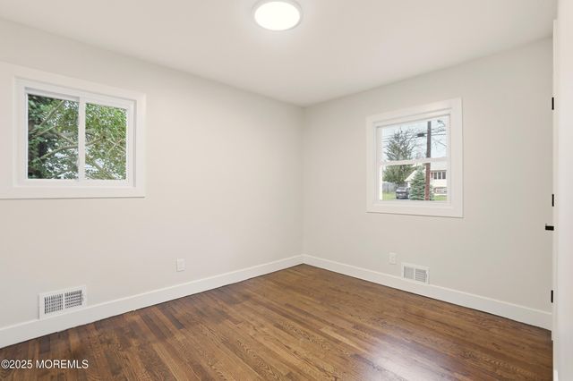 1599 Woodcrest Drive, Toms River, NJ 08753