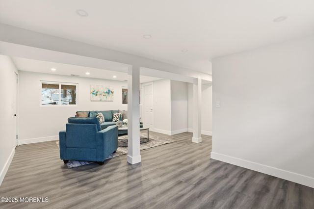 1599 Woodcrest Drive, Toms River, NJ 08753