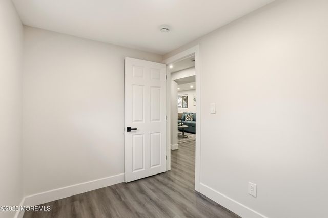 1599 Woodcrest Drive, Toms River, NJ 08753