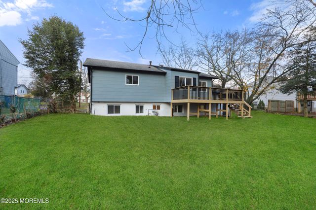 1599 Woodcrest Drive, Toms River, NJ 08753