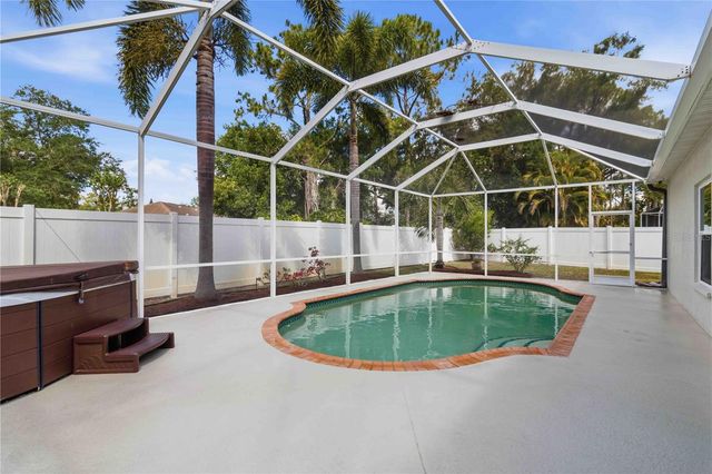 12250 HOLLYBUSH TERRACE, Lakewood Ranch, FL 34202