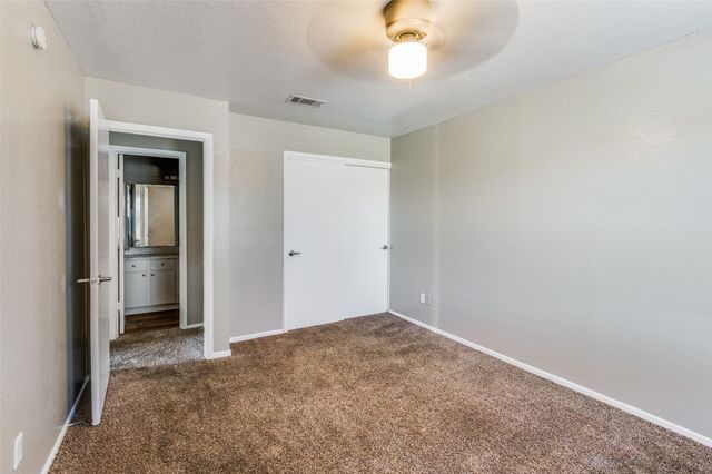 1122 Millview Drive 701, Arlington, TX 76012