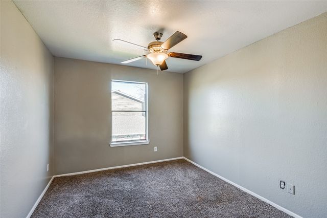 1122 Millview Drive 701, Arlington, TX 76012