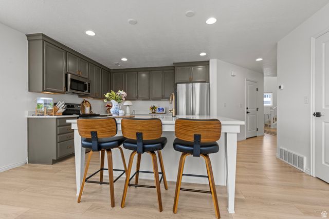 2635 W 2960 S, Syracuse, UT 84075