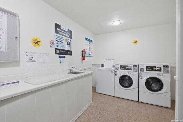 7709 Broadway Apt 121, San Antonio, TX 78209