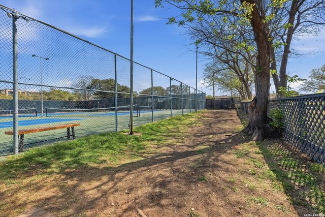 7709 Broadway Apt 121, San Antonio, TX 78209