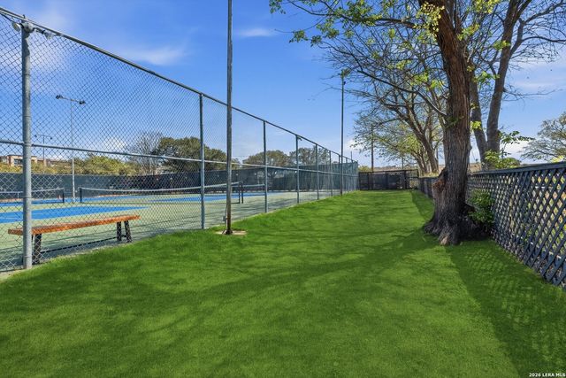 7709 Broadway Apt 121, San Antonio, TX 78209