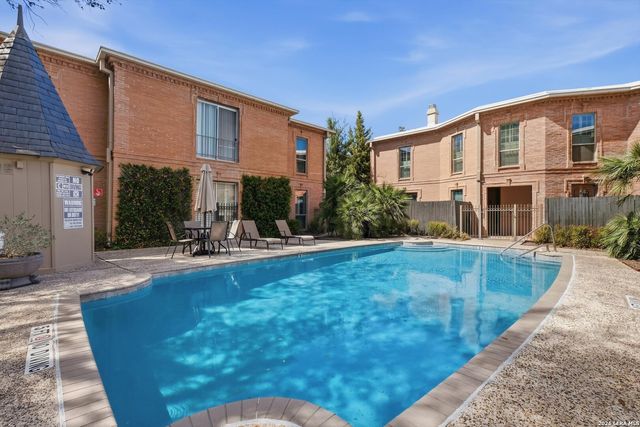 7709 Broadway Apt 121, San Antonio, TX 78209