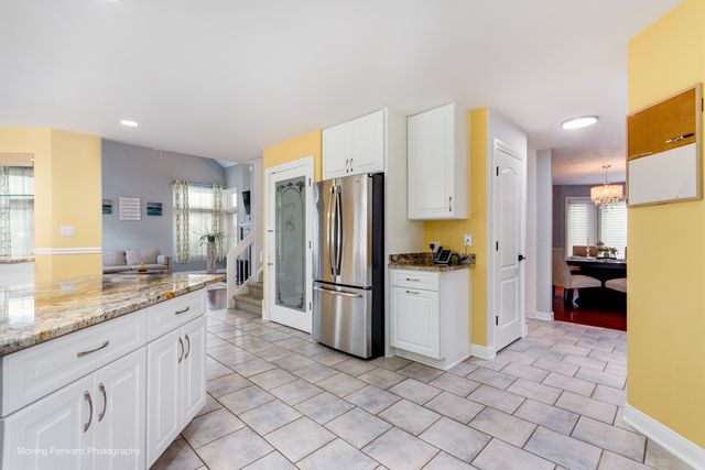 21242 GEORGETOWN Road, Frankfort, IL 60423