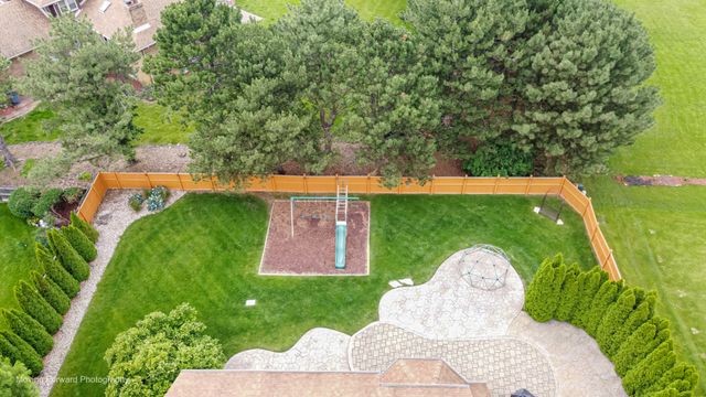 21242 GEORGETOWN Road, Frankfort, IL 60423