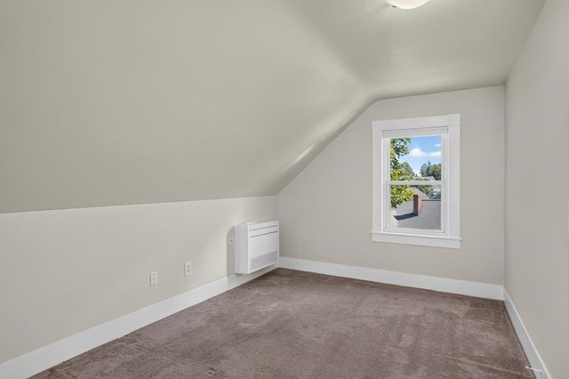 9 Ash St 1, Belmont, MA 02478