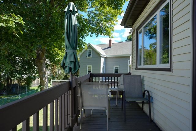 9 Ash St 1, Belmont, MA 02478