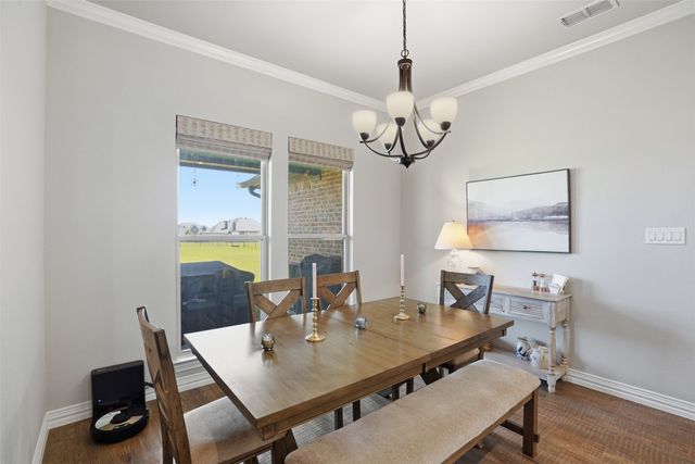 401 Venadito Drive, Godley, TX 76044