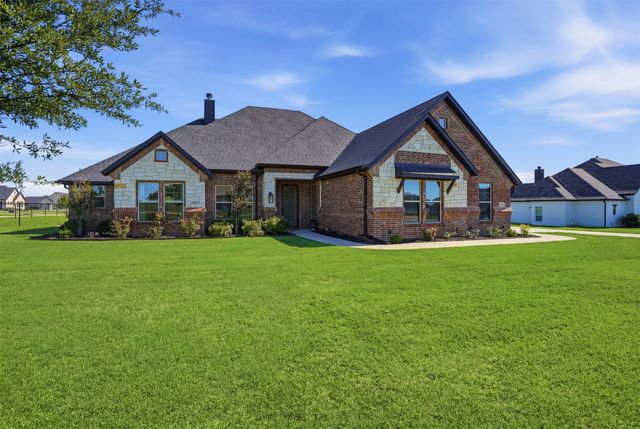 401 Venadito Drive, Godley, TX 76044