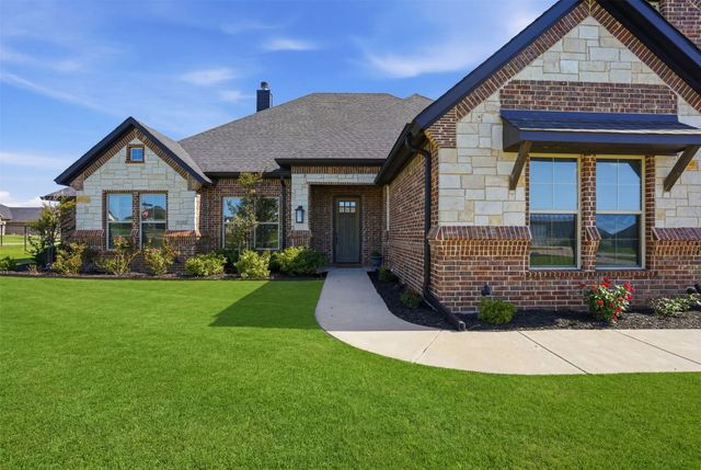 401 Venadito Drive, Godley, TX 76044