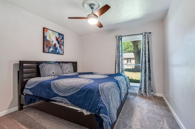 1028 Rosewood, Desoto, TX 75115