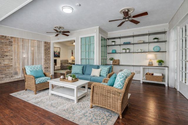 1028 Rosewood, Desoto, TX 75115