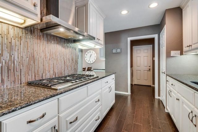 1028 Rosewood, Desoto, TX 75115