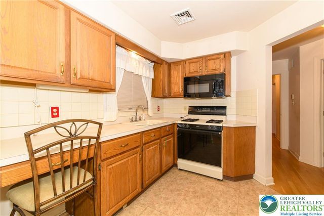 4421 Susan Drive, Hanover Twp, PA 18017