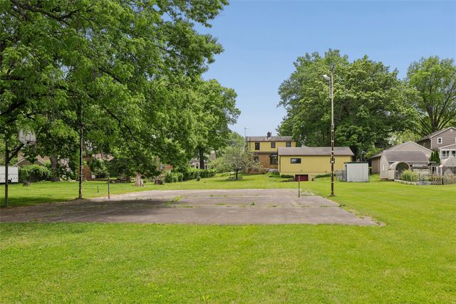 4105 Amick Avenue, Des Moines, IA 50310