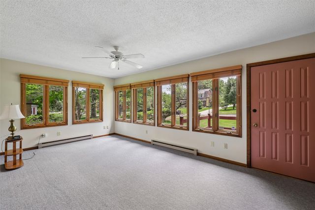 4105 Amick Avenue, Des Moines, IA 50310