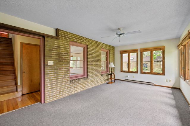 4105 Amick Avenue, Des Moines, IA 50310