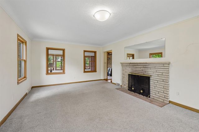 4105 Amick Avenue, Des Moines, IA 50310