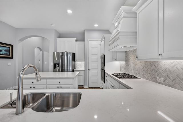 8529 White River Trail, Mckinney, TX 75071