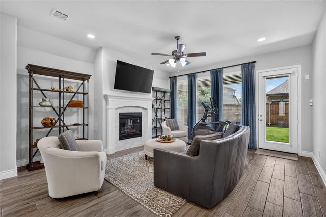 8529 White River Trail, Mckinney, TX 75071