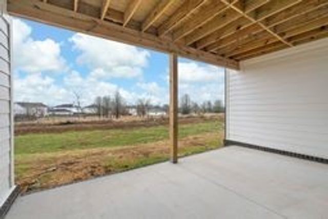 468 Buckwood Ave, Thompsons Station, TN 37179