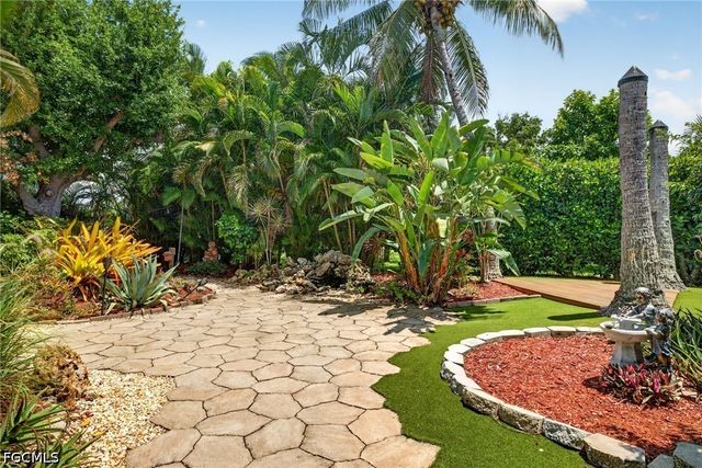 4419 N Pacific CIR, North Fort Myers, FL 33903