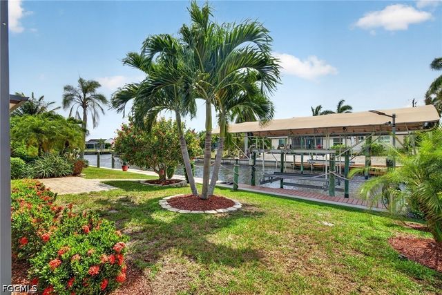 4419 N Pacific CIR, North Fort Myers, FL 33903