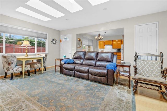 1291 Pacific Street, Monterey, CA 93940