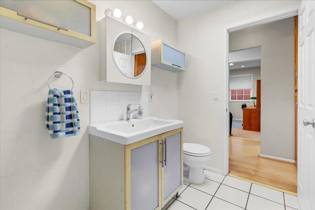 1291 Pacific Street, Monterey, CA 93940