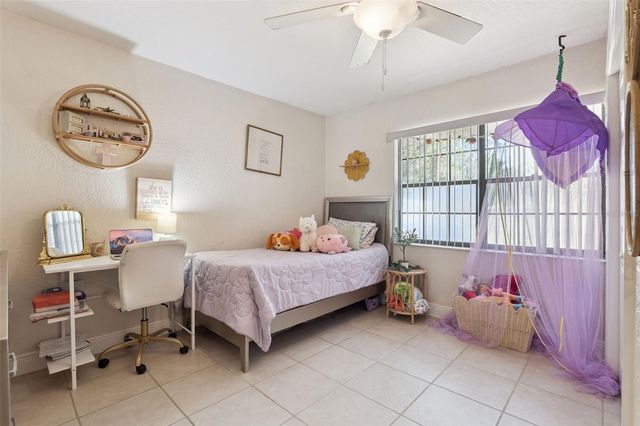 209 E CATAWBA STREET, Fruitland Park, FL 34731
