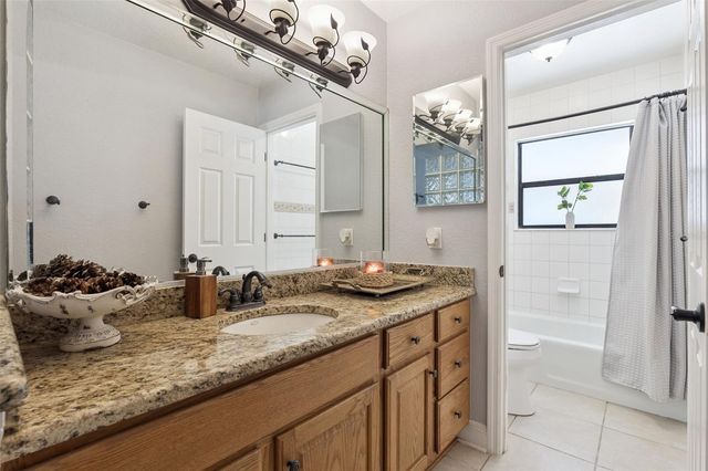 209 E CATAWBA STREET, Fruitland Park, FL 34731