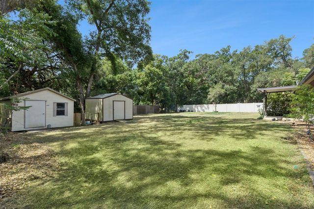 209 E CATAWBA STREET, Fruitland Park, FL 34731