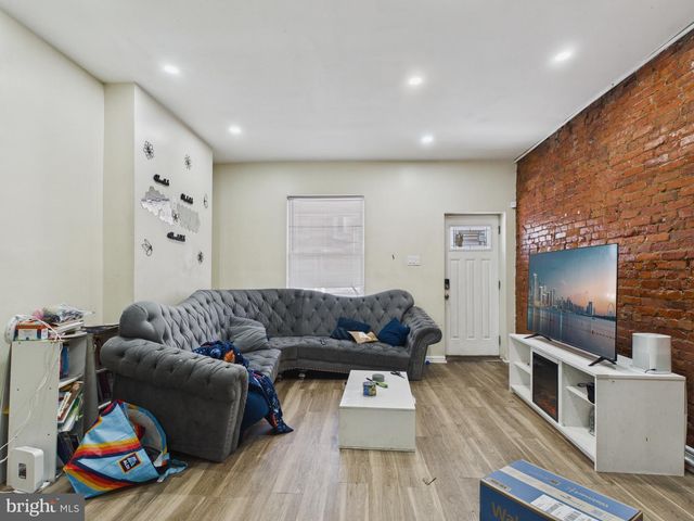 5621 WALTON AVE, Philadelphia, PA 19143