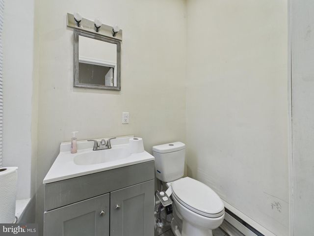 5621 WALTON AVE, Philadelphia, PA 19143