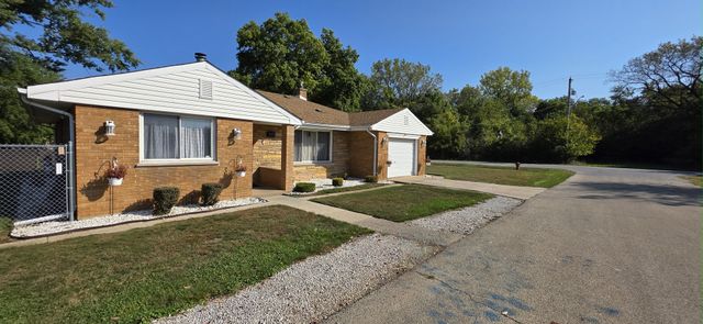 3904 W 137th Street, Crestwood, IL 60418
