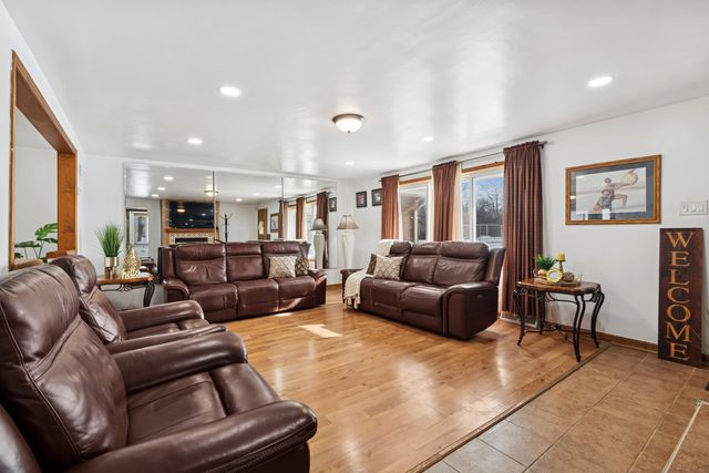 3904 W 137th Street, Crestwood, IL 60418