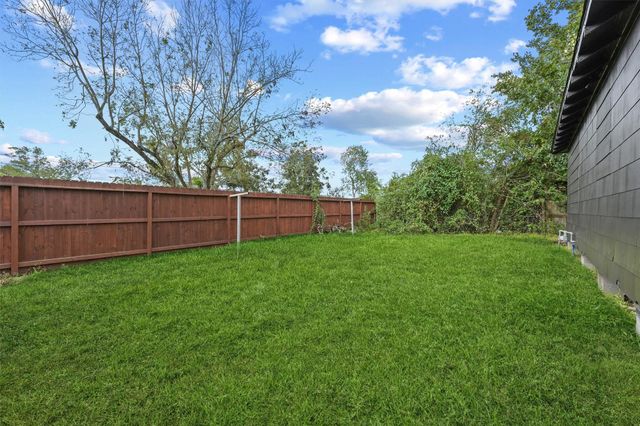 4611 W Hunting Street, Houston, TX 77026